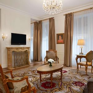 Edwardian Suite